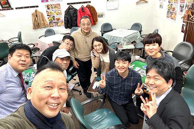 お客様がゲームをしている写真